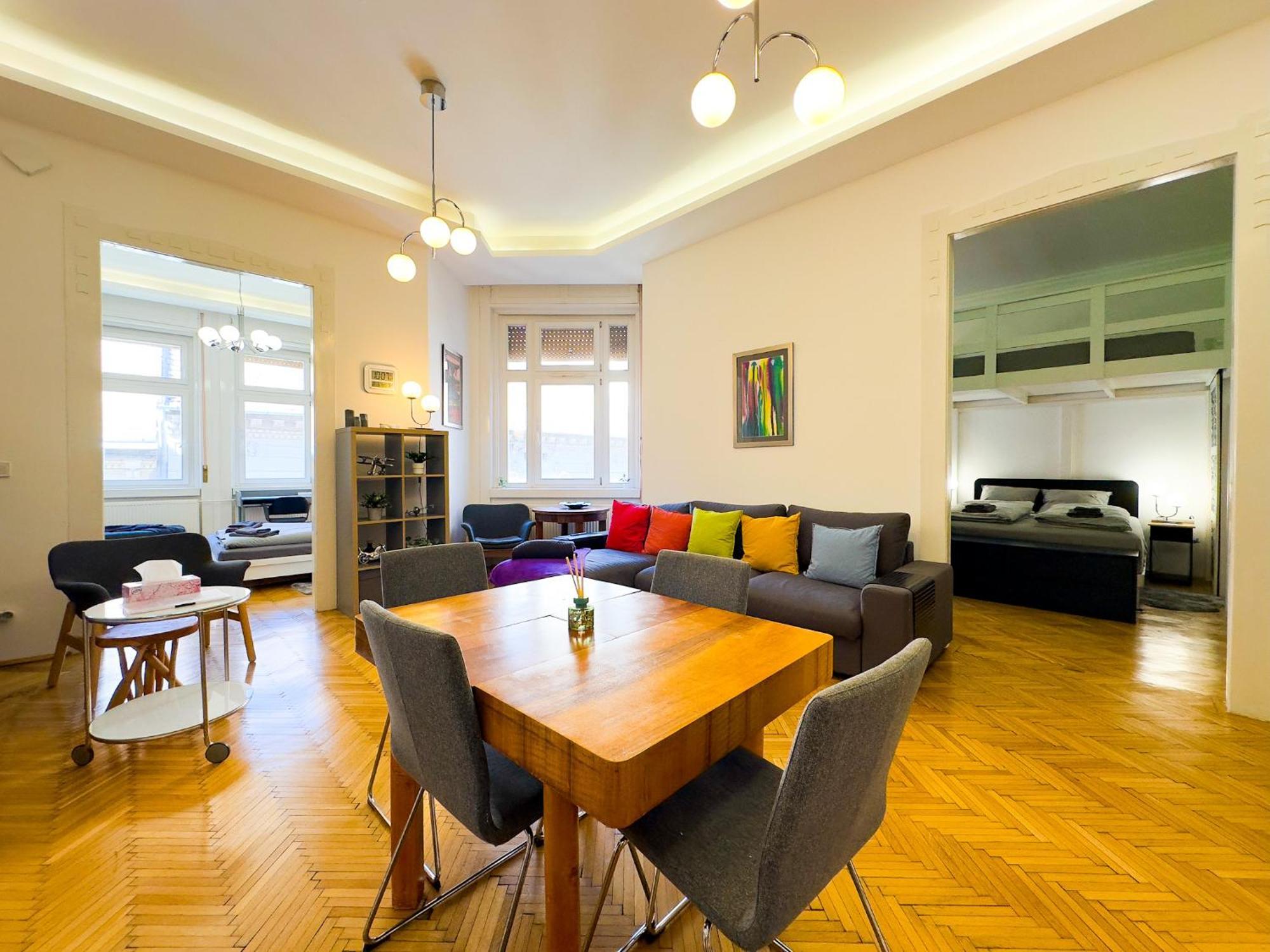 Spacious 4Br Oasis In Central Budapest - Bp Sky Bagian luar foto
