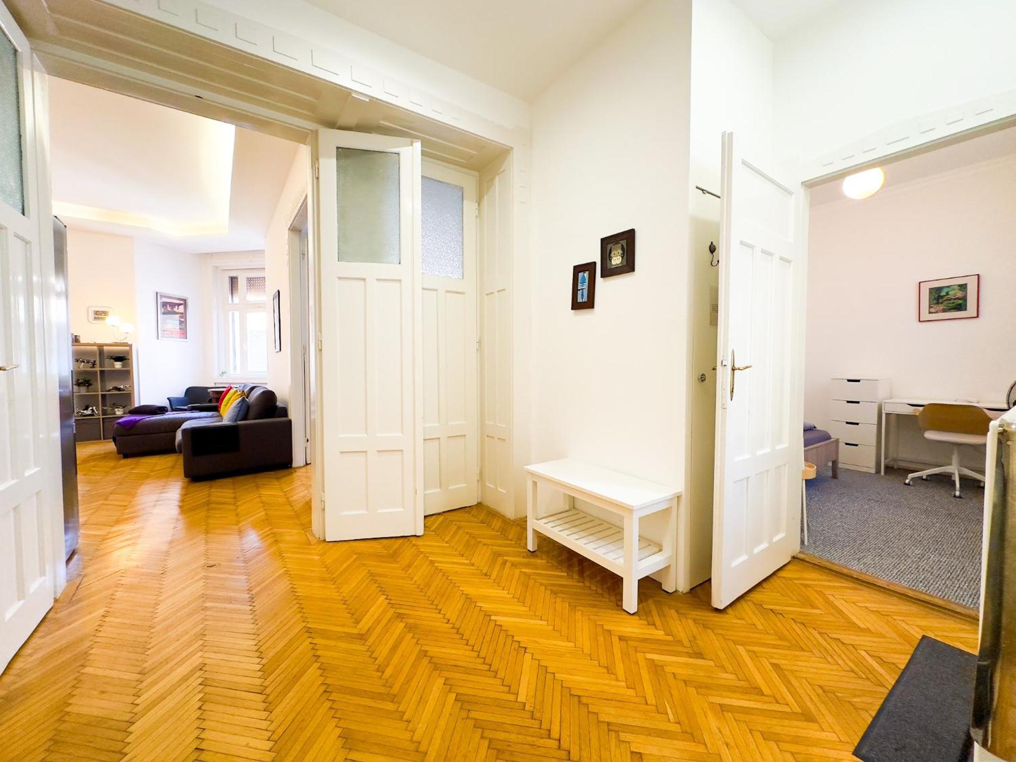 Spacious 4Br Oasis In Central Budapest - Bp Sky Bagian luar foto