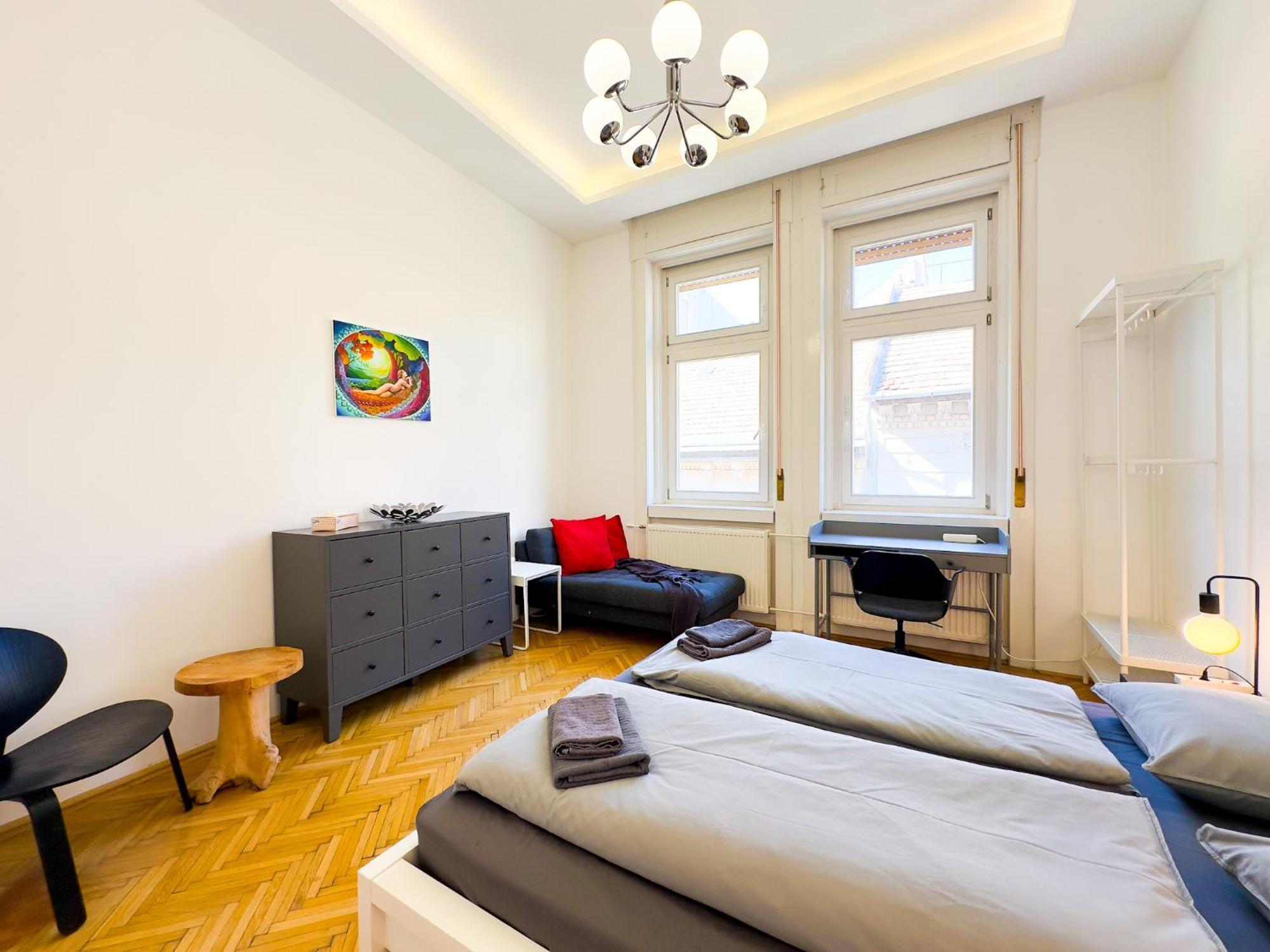 Spacious 4Br Oasis In Central Budapest - Bp Sky Bagian luar foto